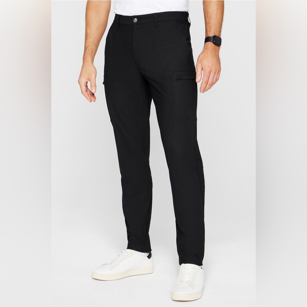 Fabletics Men's Black Cargo Pants 31x30 classic fit New